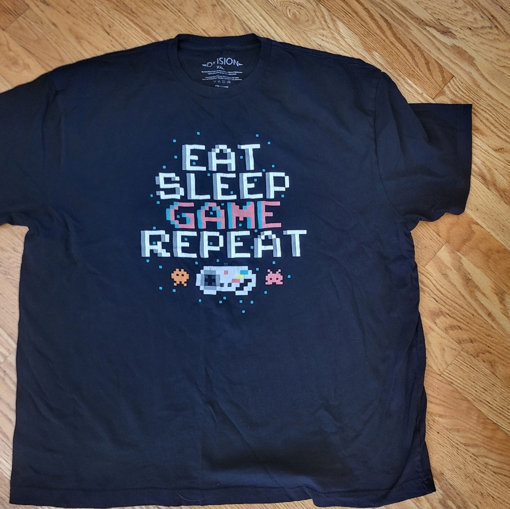 Mens Division Gaming Shirt Size Xxl